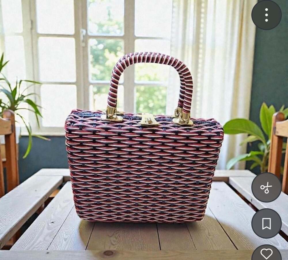 Vintage Marcus Brothers Woven Plastic Handbag Red White and Blue